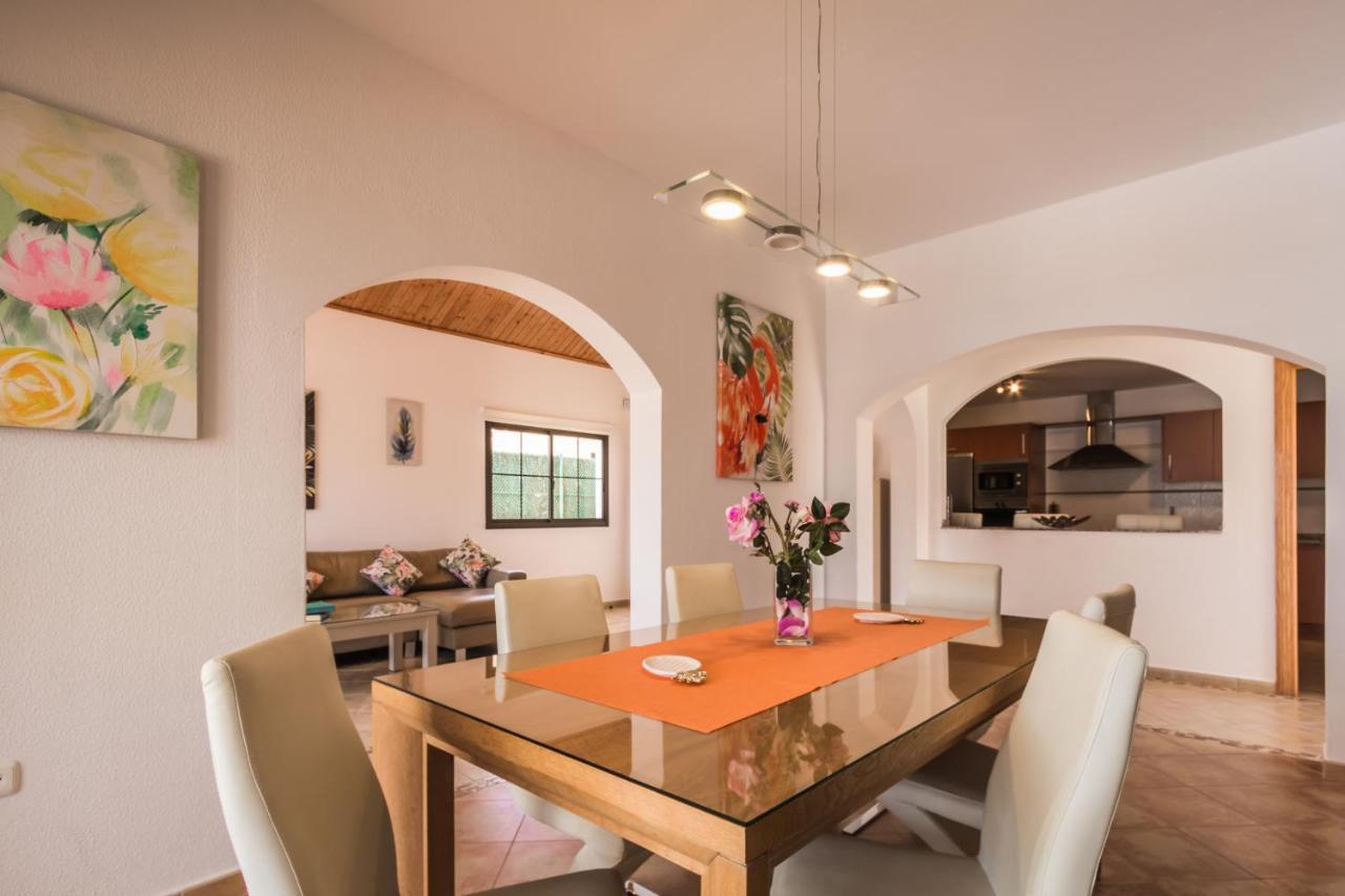 Villa With Private Pool, Near Beach And Golf Caleta De Fuste- Villa Charlotte 코스타 데 안티과 외부 사진